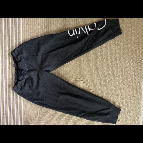 Calvin Klein joggers - Picture 1 of 3